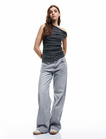 Drapeli Asimetrik Yaka Bürümcük Kolsuz Bluz