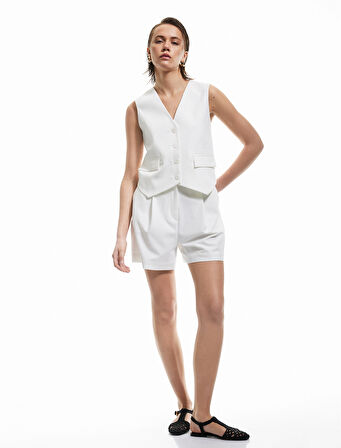 Pile Detaylı Cepli Yüksek Bel Mini Şort