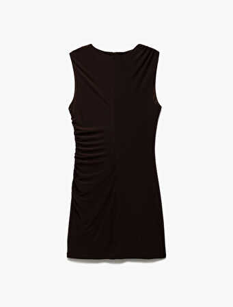 Drape Detaylı Bisiklet Yaka Kolsuz Mini Elbise