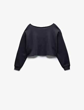 Uzun Kollu Şardonlu Oversize Kayık Yaka Baskılı Crop Sweatshirt