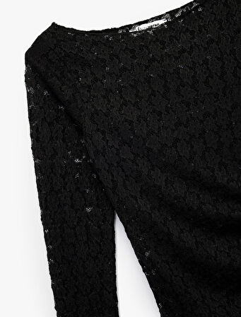 Dantel Detaylı Uzun Kollu Kayık Yaka Asimetrik Kesim Tişört