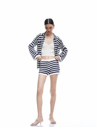 Yüksek Bel Ajurlu Kroşe Mini Şort