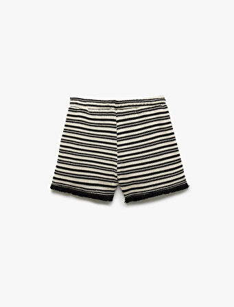 Regular Fit Püsküllü Beli Bağlamalı Mini Kroşe Şort