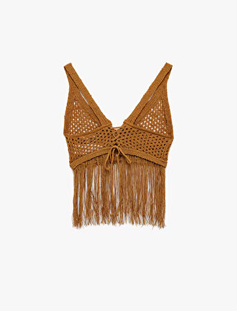 Püsküllü V Yaka Kolsuz Sırt Detaylı Slim Fit Kroşe Crop Bluz