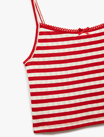 İp Askılı Kalp İşlemeli Fiyonklu Çizgili Crop Bluz