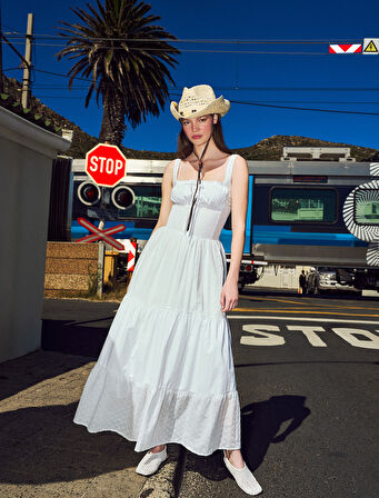 Kolsuz U Yaka Fiyonklu Bağcıklı Astarlı Uzun Fisto Elbise