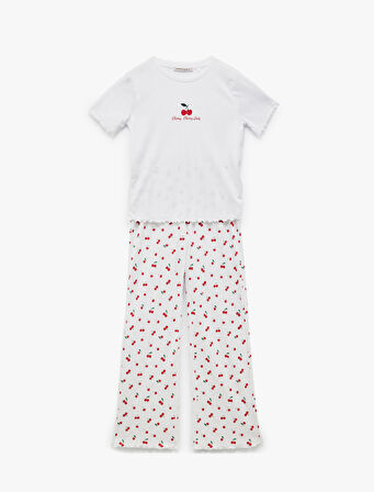 Kısa Kollu Bisiklet Yaka Kiraz Desenli Pijama Takımı