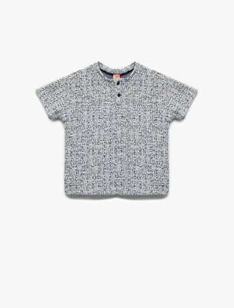 Düğme Detaylı Kısa Kollu Bisiklet Yaka Örme Tişört