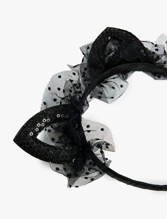 Tül ve Kulak Aplikeli Taç