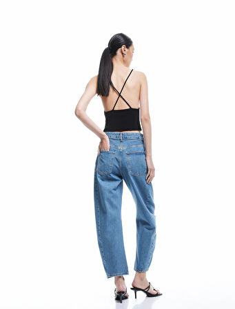 Yüksek Bel Dikiş Detaylı Cepli Düğmeli Balon Jean - Balloon Fit Jeans