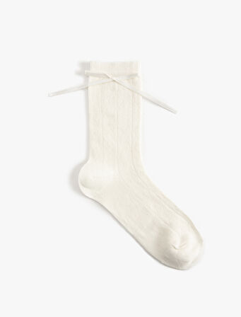 Fiyonk Detaylı Soket Çorap