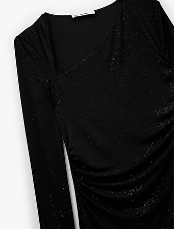 Asimetrik Yaka Uzun Kollu Simli Drapeli Mini Elbise