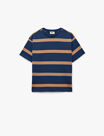 Pamuklu Bisiklet Yaka Kısa Kollu Oversize Tişört