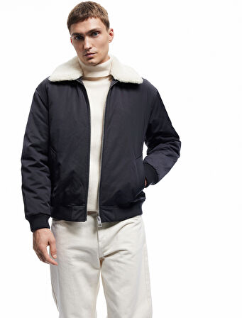 Uzun Kollu Cep Detaylı Fermuarlı Peluş Yaka Kışlık Şişme Mont