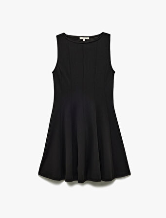 Geniş Yuvarlak Yaka Slim Fit Kolsuz Mini Elbise
