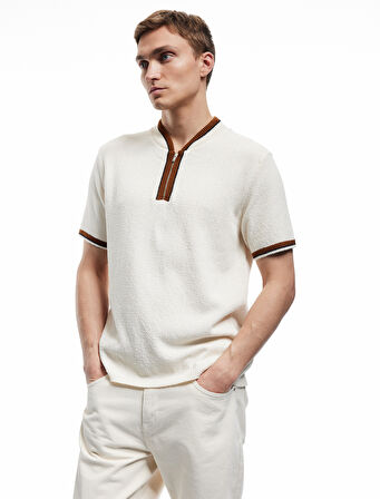 Fermuarlı V Yaka Regular Fit Kısa Kollu Triko Tişört