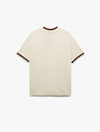 Fermuarlı V Yaka Regular Fit Kısa Kollu Triko Tişört