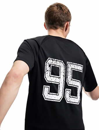 Kısa Kollu U Yaka Regular Fit Dikiş Detaylı Arkası Baskılı Spor Tişört