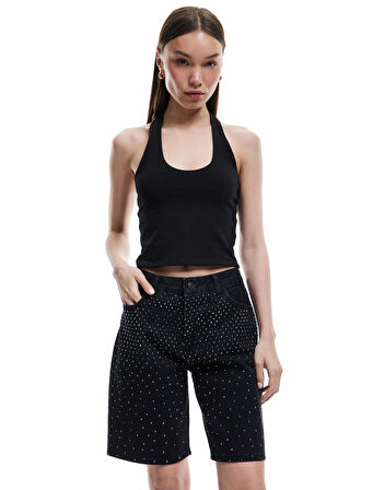 Taş Detaylı Cepli Pamuklu Straight Fit Jean Kapri Şort