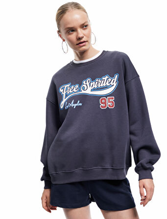 Şardonlu Uzun Kollu Bisiklet Yaka Baskılı Oversize Sweatshirt