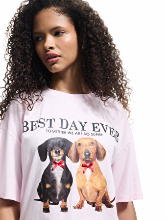 Kısa Kollu Bisiklet Yaka Pamuklu Köpek Baskılı Oversize Tişört