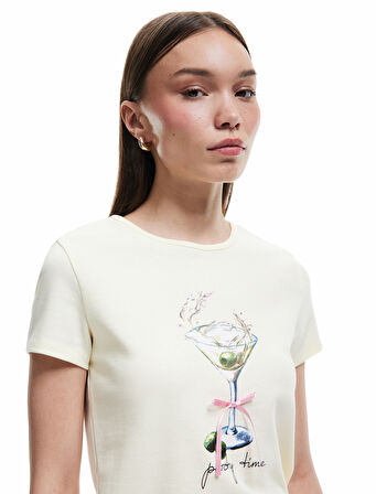 Kısa Kollu Bisiklet Yaka Baskılı Pamuklu Tişört