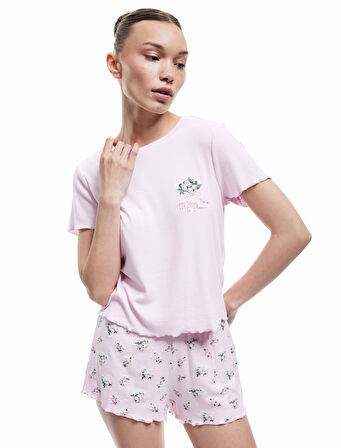 Viskon Kumaş Bisiklet Yaka Kısa Kollu Çiçekli Şortlu Pijama Takımı