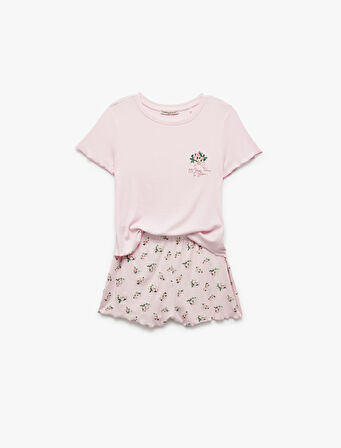 Viskon Kumaş Bisiklet Yaka Kısa Kollu Çiçekli Şortlu Pijama Takımı