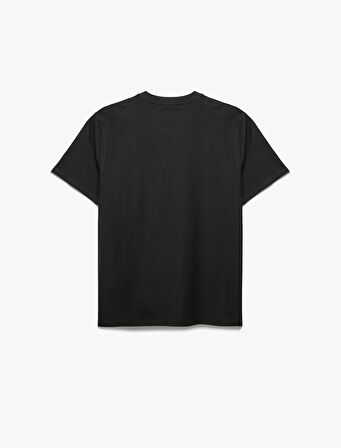 Regular Fit Kısa Kollu Pamuklu Cep Detaylı Bisiklet Yaka Basic Tişört