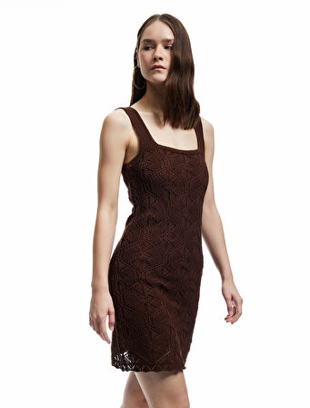 Jakarlı Bisiklet Yaka Kolsuz Mini Slim Elbise