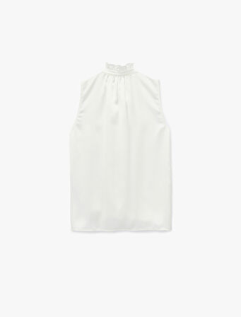 Bağlama Detaylı Dik Fırfırlı Yaka Kolsuz Gömlek