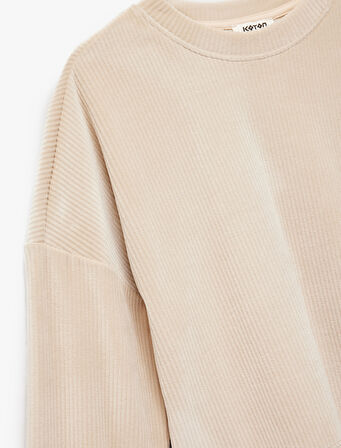 Uzun Kollu Bisiklet Yaka Kalp Detaylı Fitilli Sweatshirt