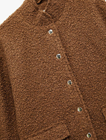 Dik Yaka Uzun Kollu Kapaklı Cepli Bürümcük Ceket