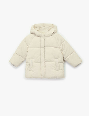 Kapşonlu Cepli Uzun Kollu Fermuarlı Şişme Mont