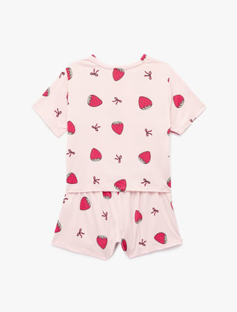 Rahat Kalıp Kısa Kollu Çilek Desenli Şortlu Pijama Takımı