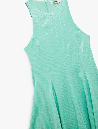 Slim Fit Astarlı Kolsuz Pullu Payetli Halter Yaka Mini Elbise