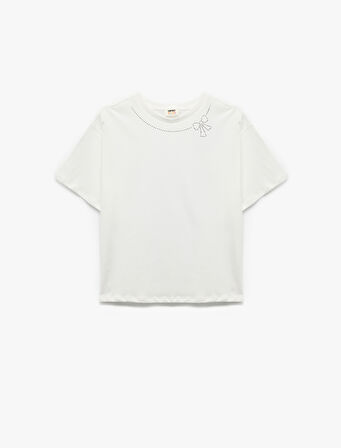 Bisiklet Yaka Kısa Kollu Fiyonk Detaylı Pamuklu Tişört