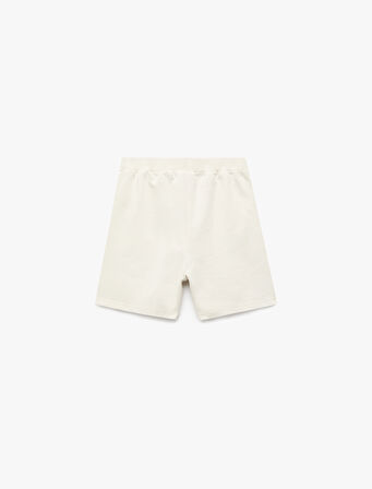 Pamuklu Cep Detaylı Beli Bağcıklı Şort