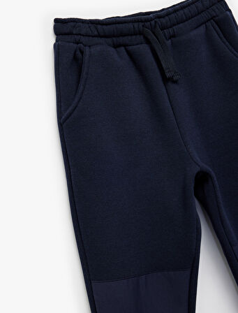 Beli Bağcıklı Cep Detaylı Şardonlu Jogger Eşofman Altı