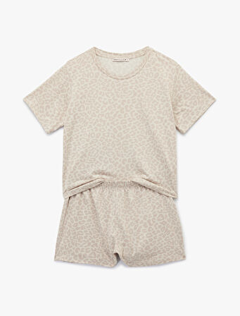 Kısa Kollu Bisiklet Yaka Leopar Desenli Şortlu Pijama Takımı