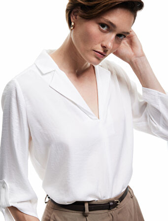 Ceket Yaka Katlama Detaylı 3/4 Kollu Saten Bluz