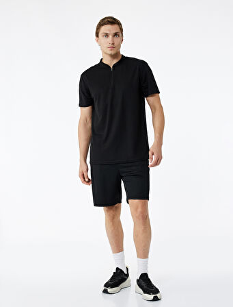 Kısa Kollu Yarım Fermuarlı Dik Yaka Spor Tişört