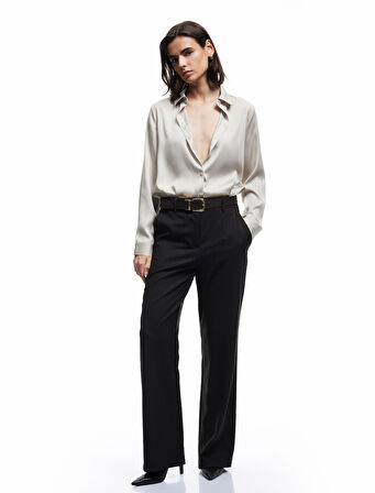 Klasik Yaka Düğmeli Uzun Kollu Saten Gömlek