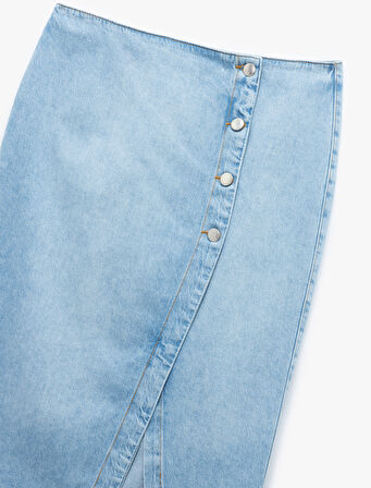 Düğme Detaylı Yırtmaçlı Normal Bel Slim Fit Midi Denim Kalem Etek