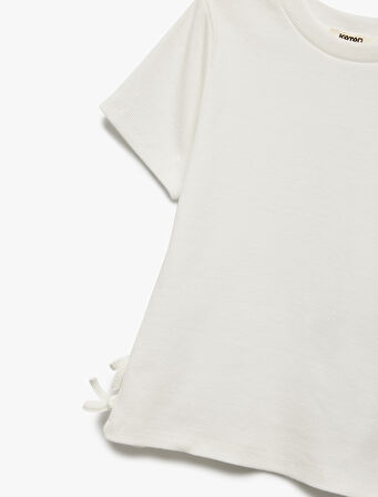 Ribanalı Kısa Kollu Bisiklet Yaka Pamuklu Fiyonklu Tişört