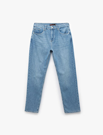 Pamuklu Normal Bel Cep Detaylı Vintage Straight Fit Jean Pantolon
