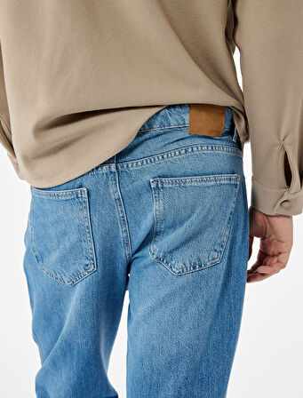 Pamuklu Normal Bel Cep Detaylı Vintage Straight Fit Jean Pantolon