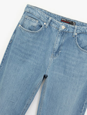 Pamuklu Normal Bel Cep Detaylı Vintage Straight Fit Jean Pantolon