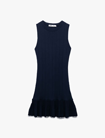 Koton X Melis Ağazat - Etek Ucu Fırfırlı Mini Boy Kolsuz Bisiklet Yaka Triko Elbise