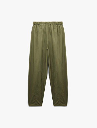 Beli Bağcıklı Düz Paça Rahat Kalıp Cepli Paraşüt Pantolon